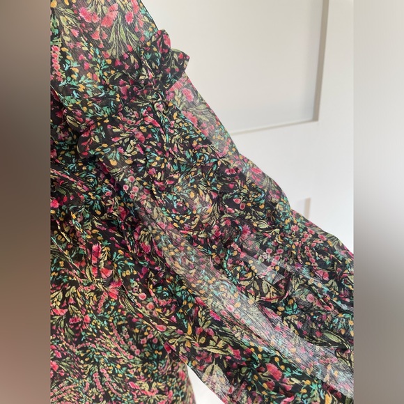 CeCe High Neck Blouse - Picture 5 of 10